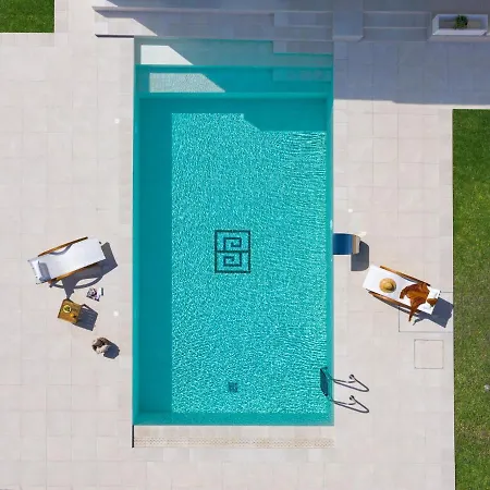 Villa Olive Βίλα *